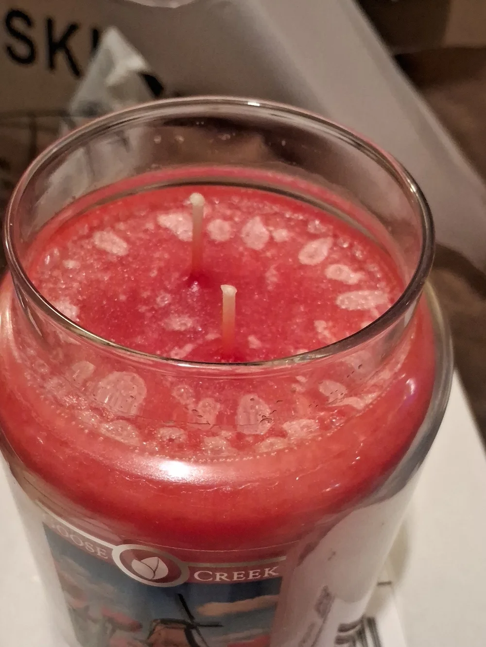 Goose Creek Breezy Tulips Red Jar Candle